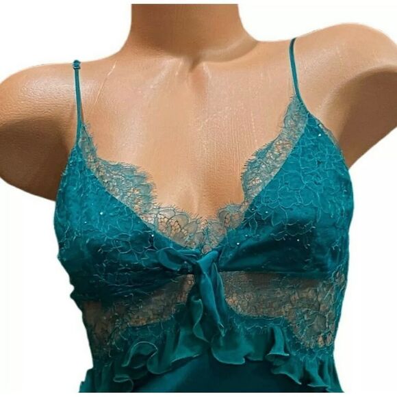 Victoria's Secret  Designer Collection Silk Crystals Lace Slip Babydoll Green - Picture 6 of 6